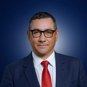 Victor Ponta, candidat la Președinția României, promite sport pentru copii, cu Eugen Teodorovici alături